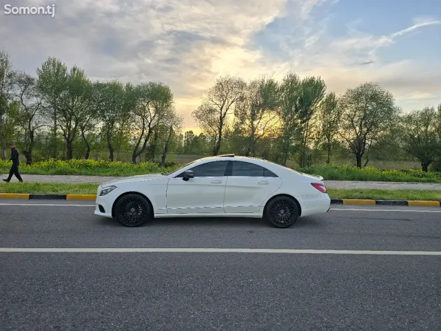 Mercedes-Benz CLS class 2015 · 2.5 AT
