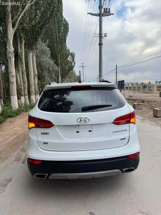Hyundai Santa Fe 2014 · 2.4 AT