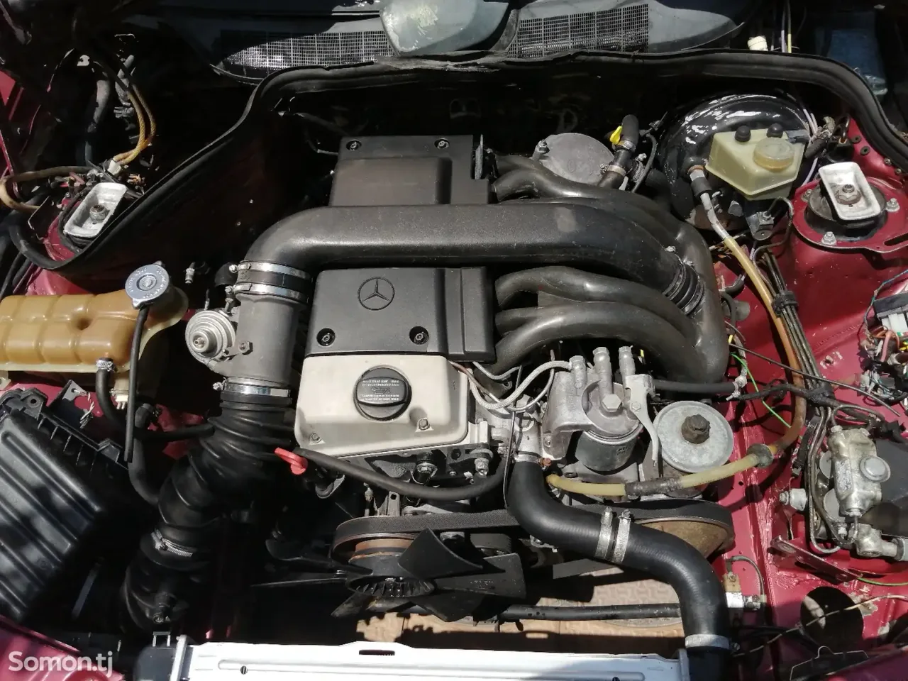Mercedes-Benz W201 1992 · 2.2 MT