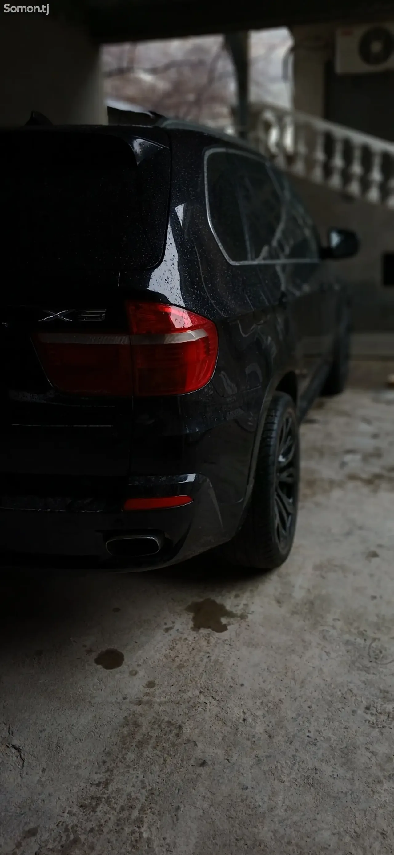 BMW X5 2009 · 4.8 AT