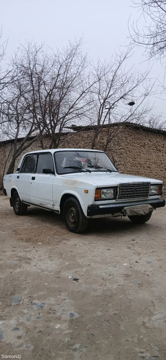 Lada (ВАЗ) 2107 2002 · 1.5 MT