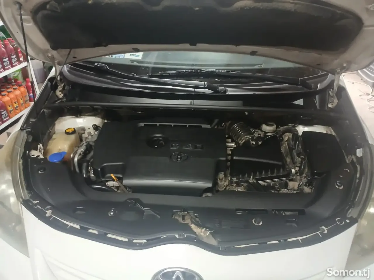 Toyota Verso 2009 · 2.0 MT