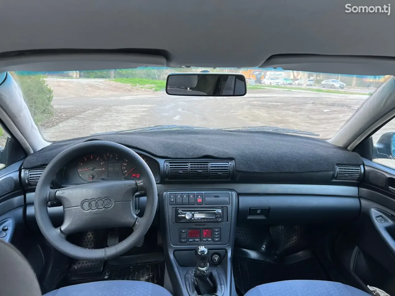 Audi A4 1996 · 2.0 MT
