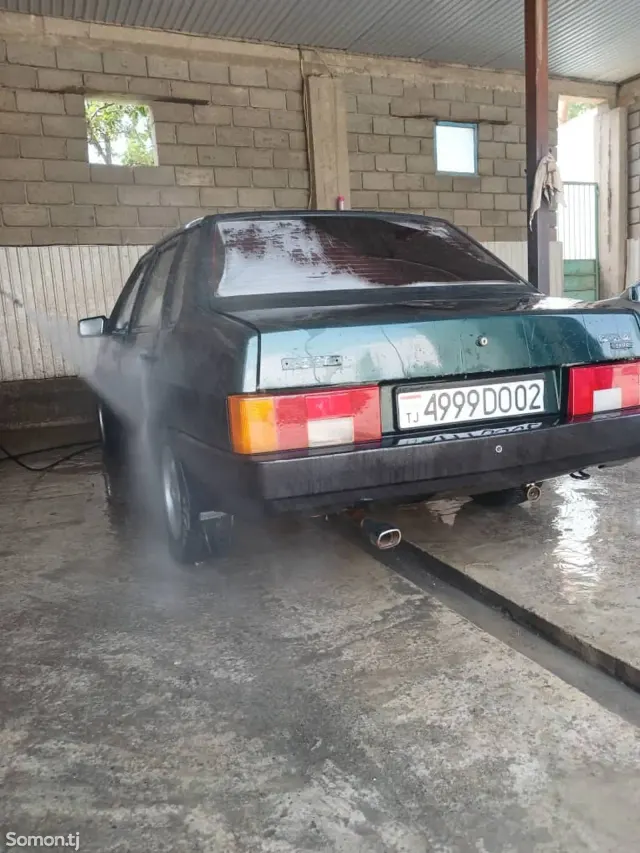 Lada (ВАЗ) 21099 2004 · 1.4 MT