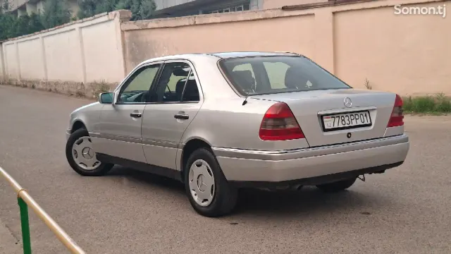 Mercedes-Benz C class 1994 · 1.8 MT