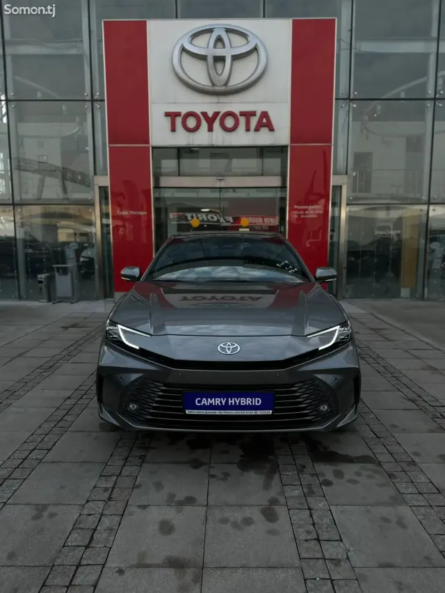 Toyota Camry 2025 · 2.5 CVT