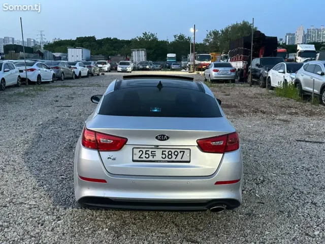 Kia K5 2014 · 2.0 AT