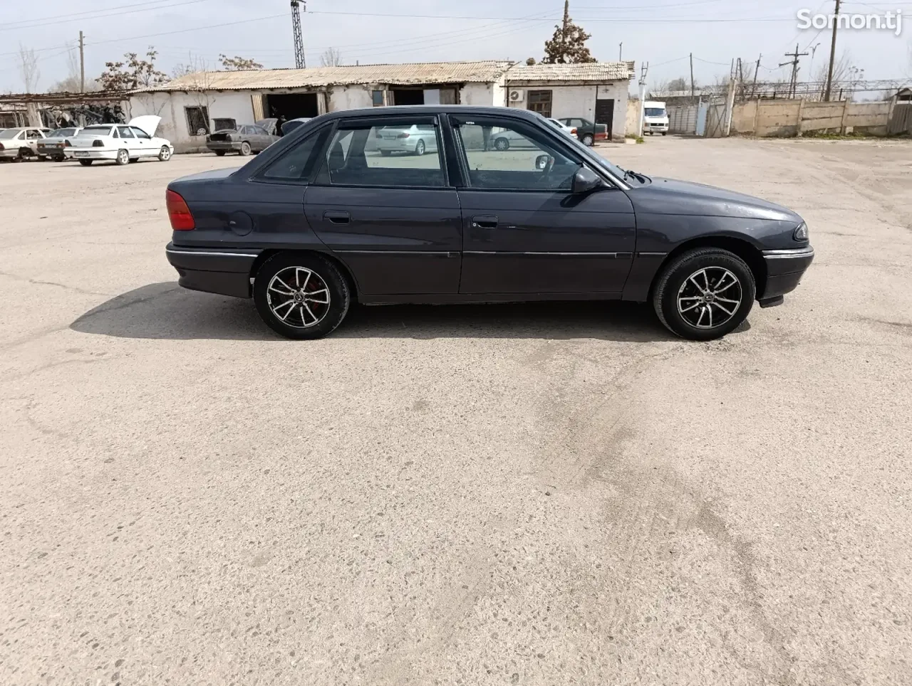 Opel Astra F 1996 · MT