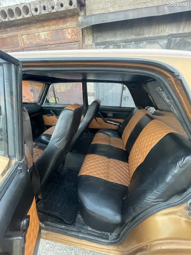 Lada (ВАЗ) 2101 1983 · 1.3 MT