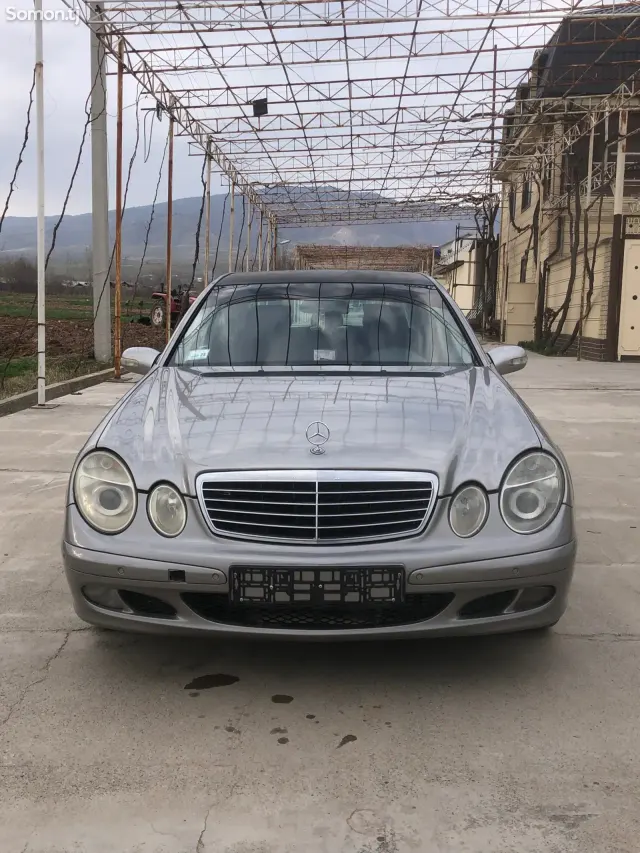 Mercedes-Benz E class 2003 · 2.0 AT