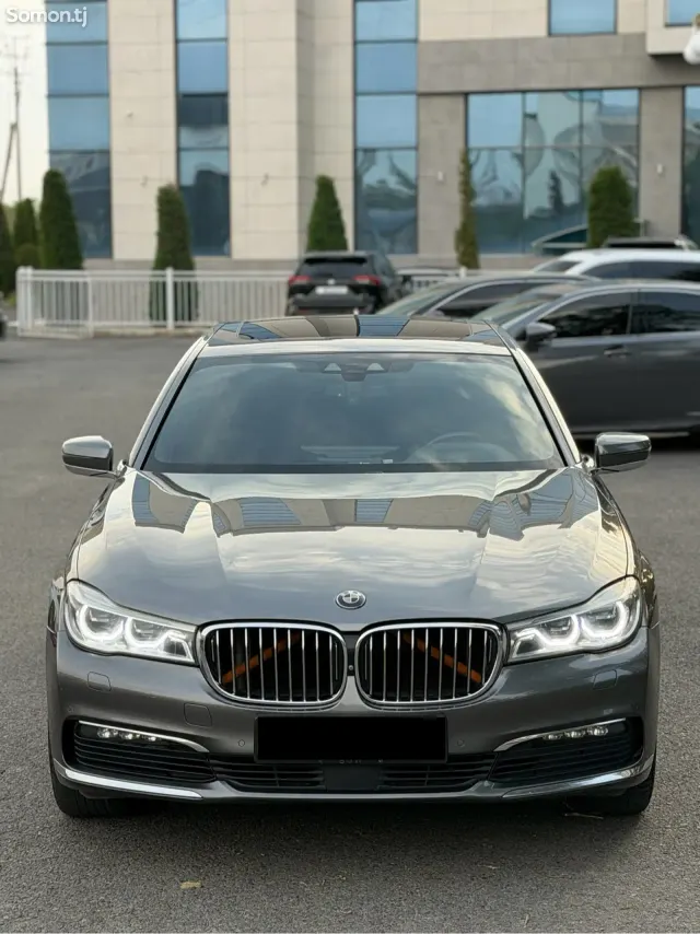 BMW 7 series 2016 · 3.0 AT
