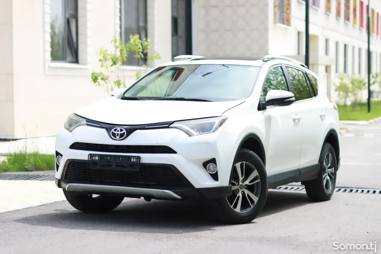 Toyota RAV 4 2018 · 2.5 AT
