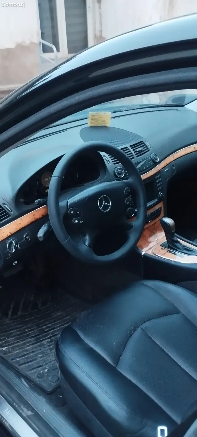 Mercedes-Benz E class 2007 · 3.5 AT