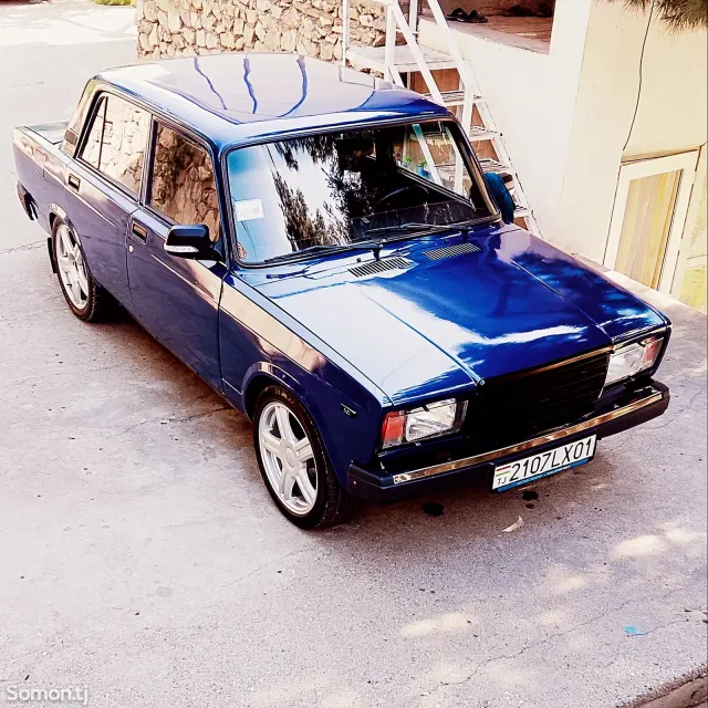Lada (ВАЗ) 2107 2005 · 1.7 MT