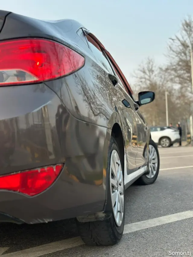 Hyundai Solaris 2017 · 1.6 AT