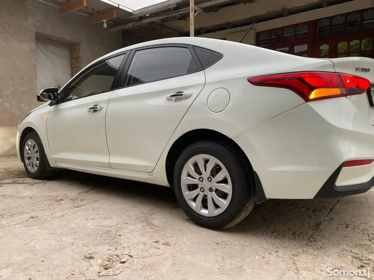 Hyundai Solaris 2019 · 1.6 AT