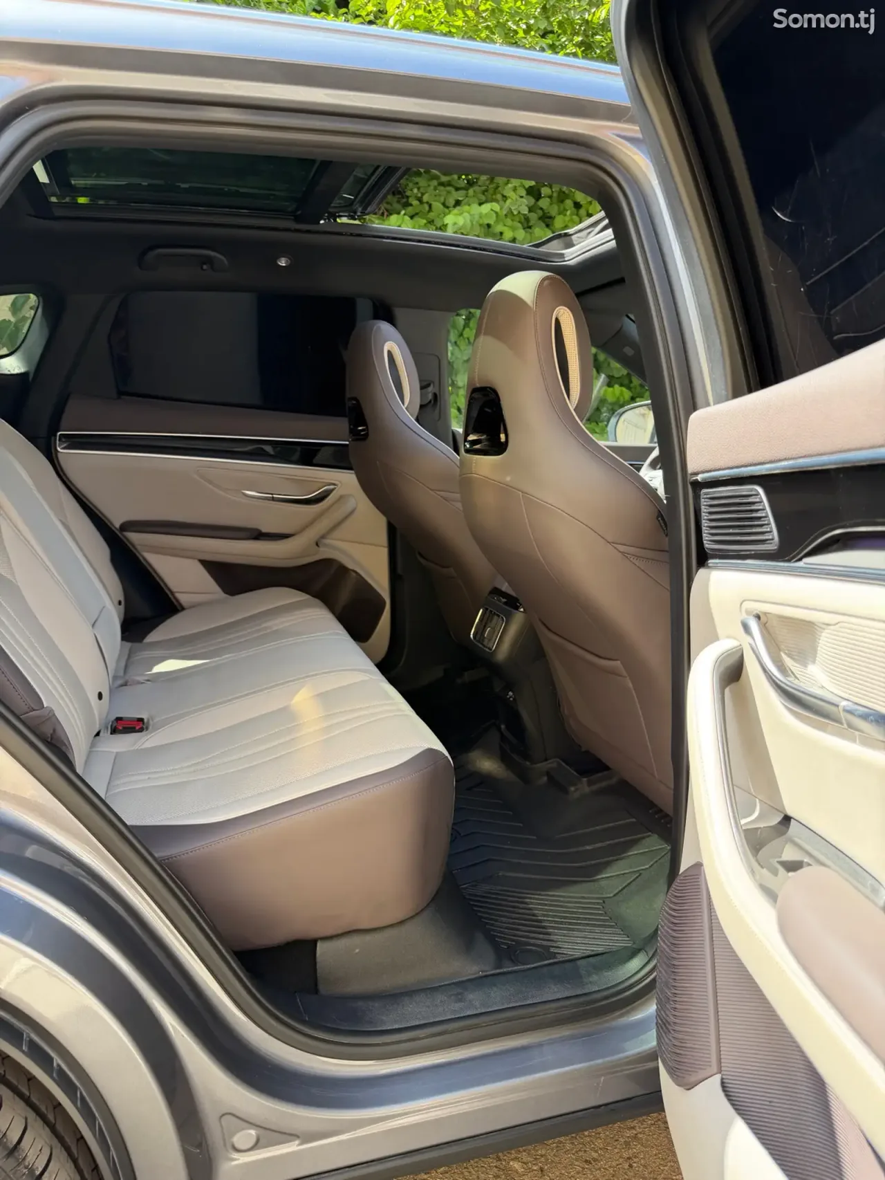 BYD Song Plus 2025 · AT