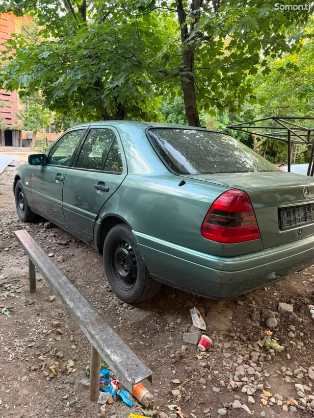 Mercedes-Benz C class 1993 · 1.8 MT