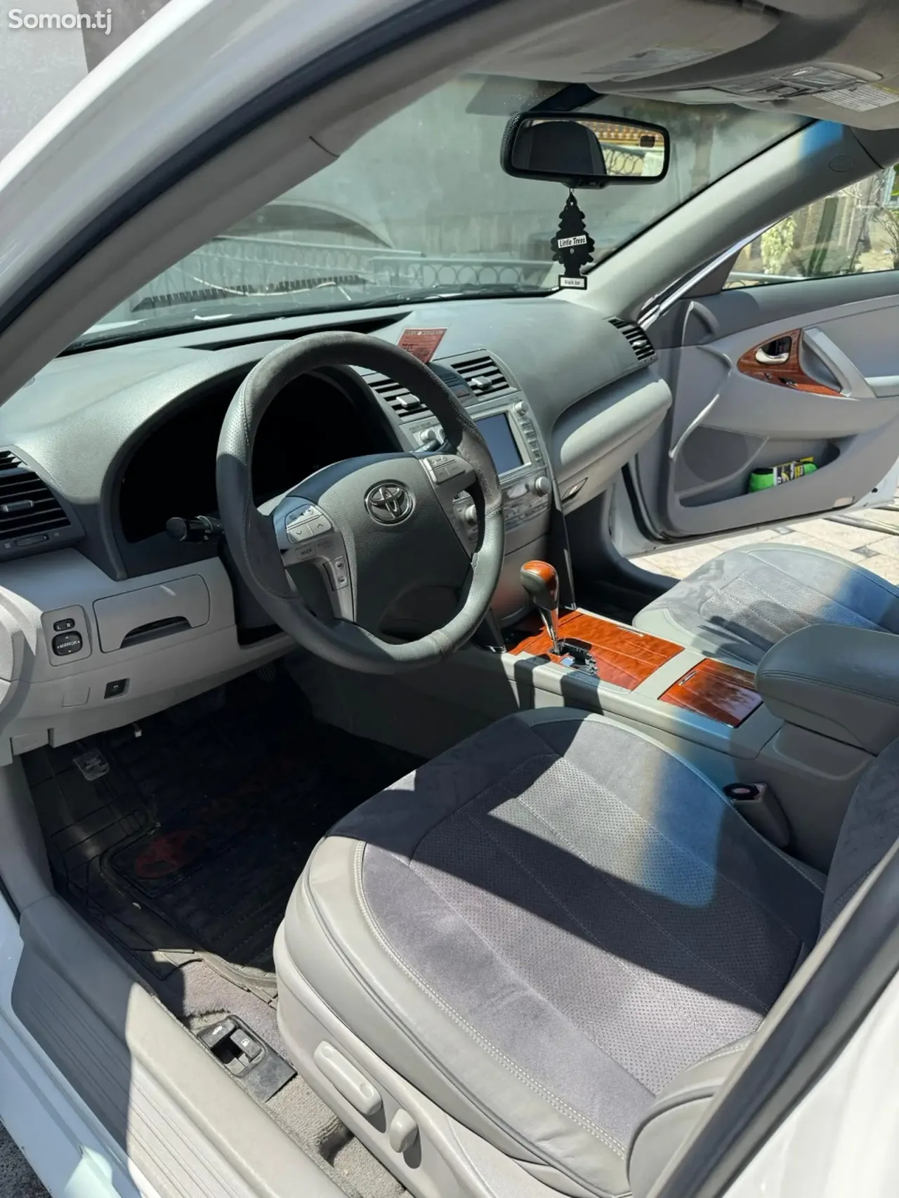 Toyota Camry 2010 · 2.5 AT