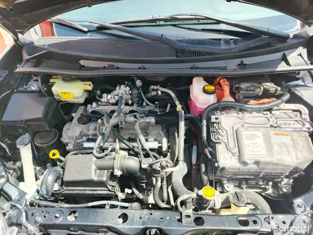 Toyota Fielder 2015 · 1.5 AT