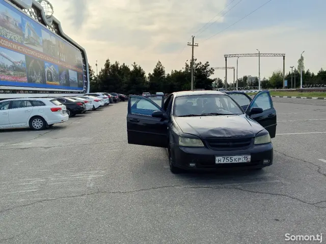 Chevrolet Lacetti 2008 · 1.6 MT