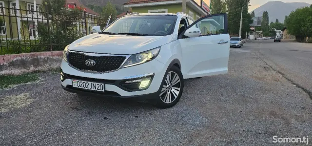 Kia Sportage 2015 · 2.0 AT
