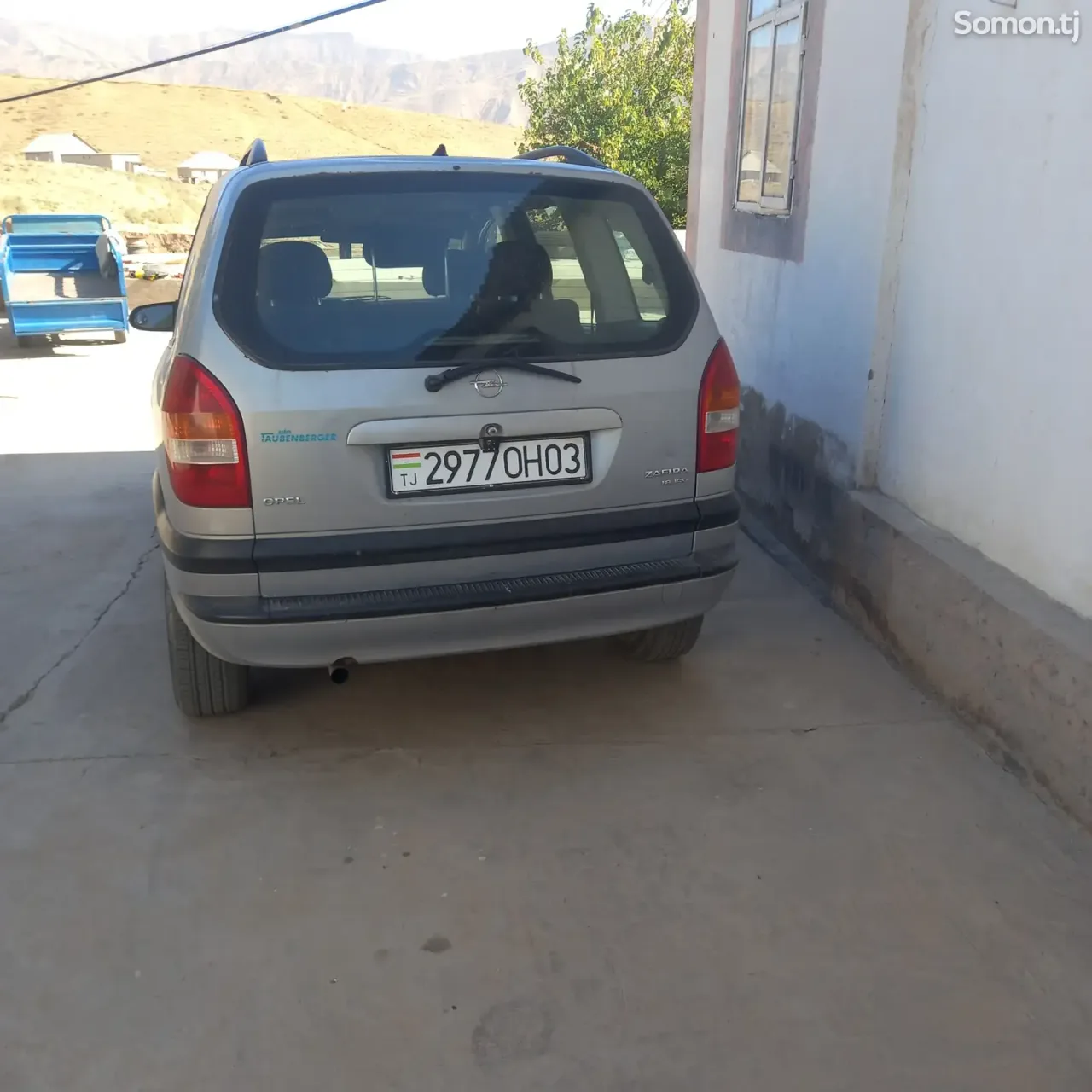 Opel Zafira 1999 · 1.8 MT