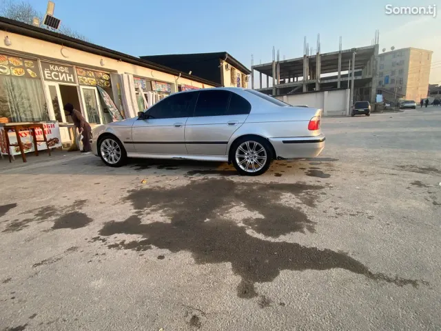 BMW 5 series 2000 · 2.8 MT