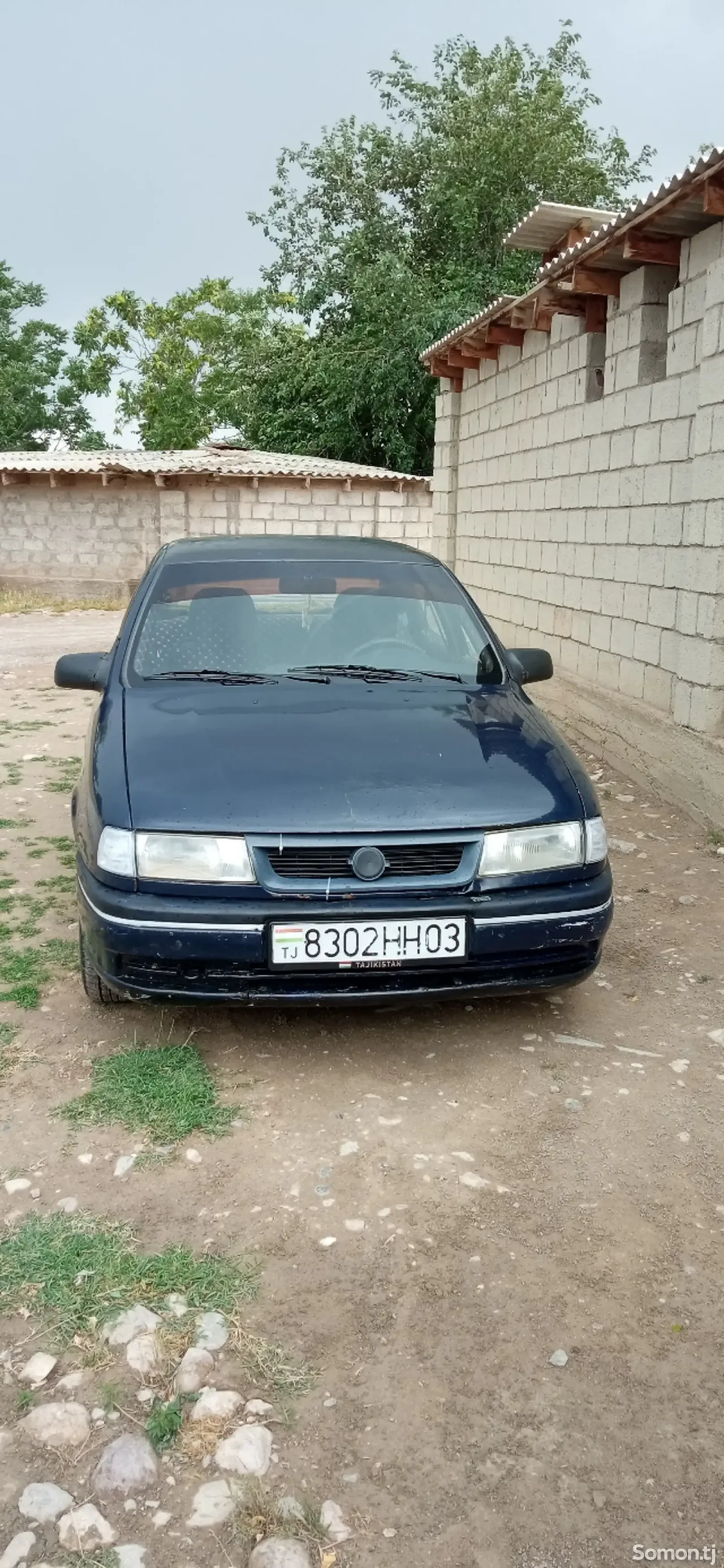 Opel Vectra A 1993 · 1.6 MT