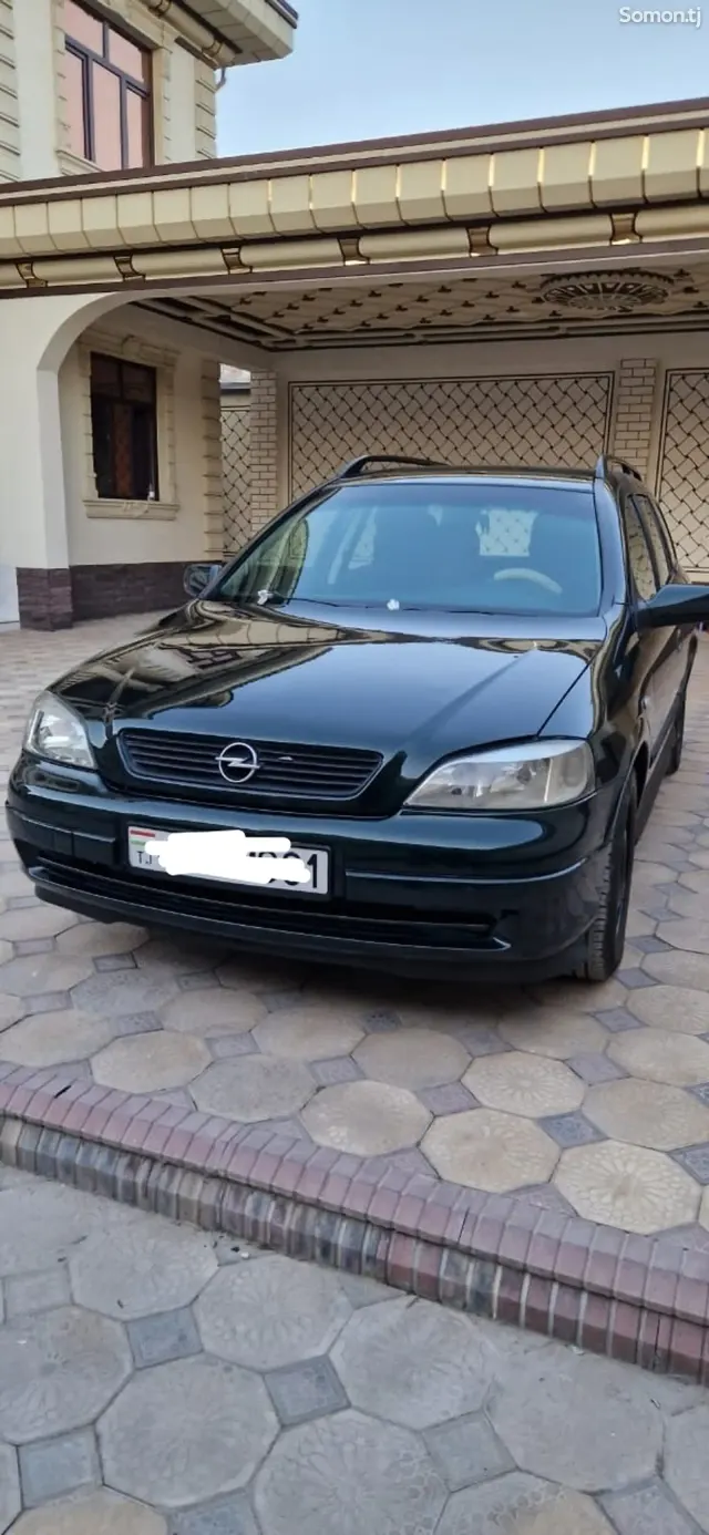 Opel Astra G 2000 · 1.6 MT