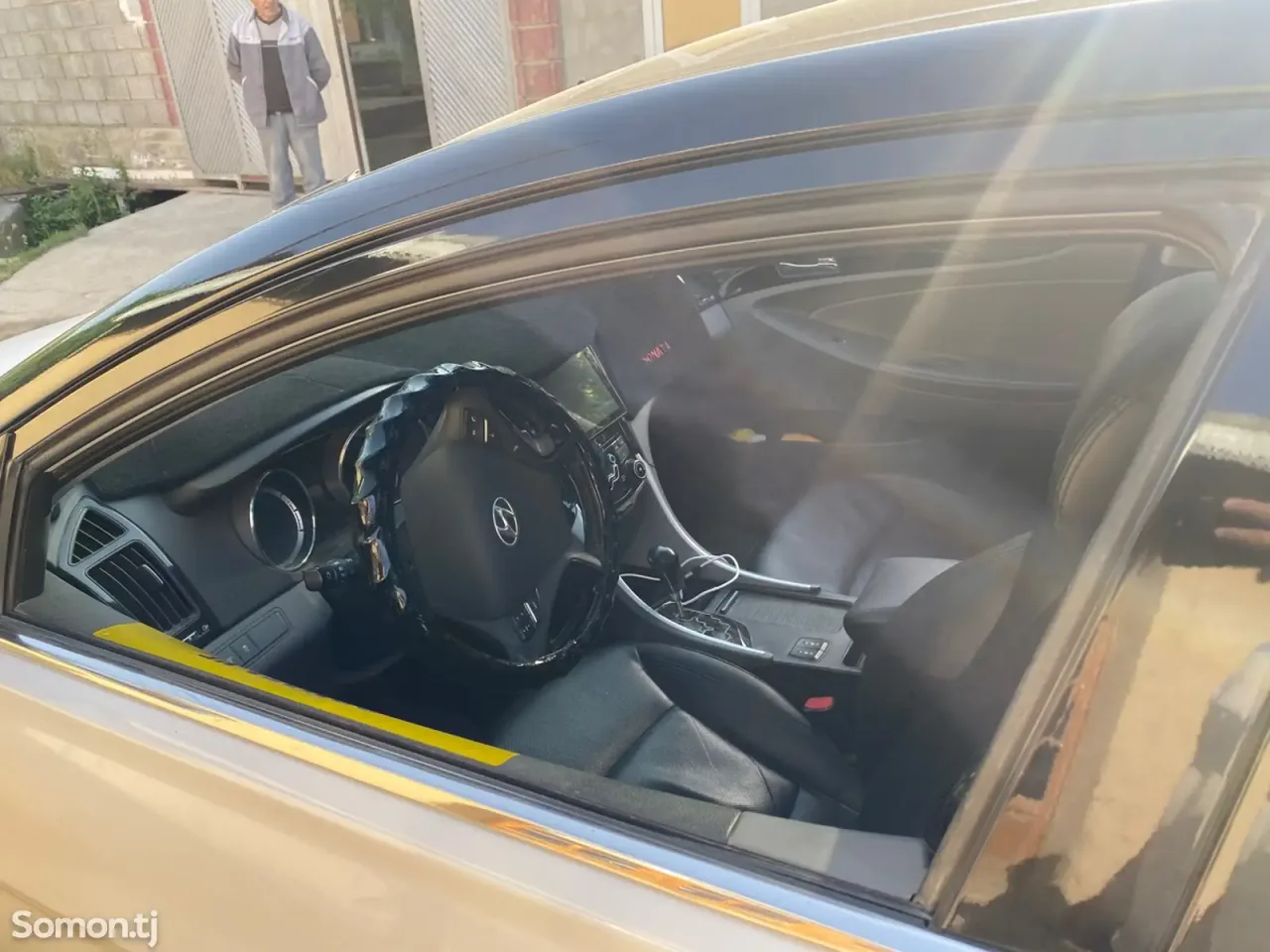 Hyundai Sonata 2010 · 2.0 AT