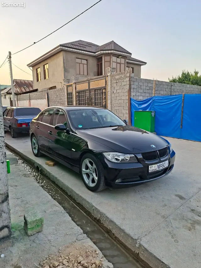BMW 3 series 2006 · 2.0 MT