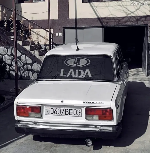 Lada (ВАЗ) 2107 2003 · 0.6 MT