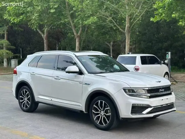 Zotye Domy X7 2017 · 1.8 AT