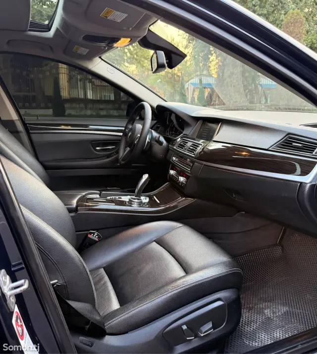 BMW 5 series 2014 · 2.0 AT