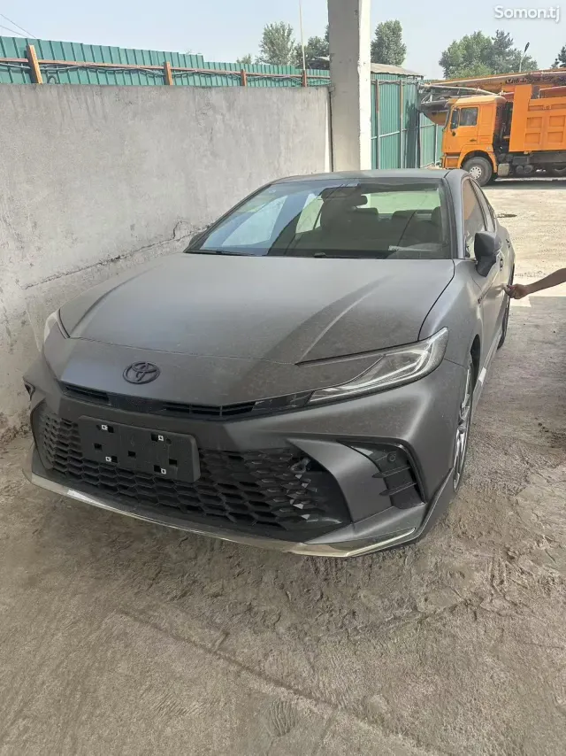 Toyota Camry 2026 · 2.0 AT