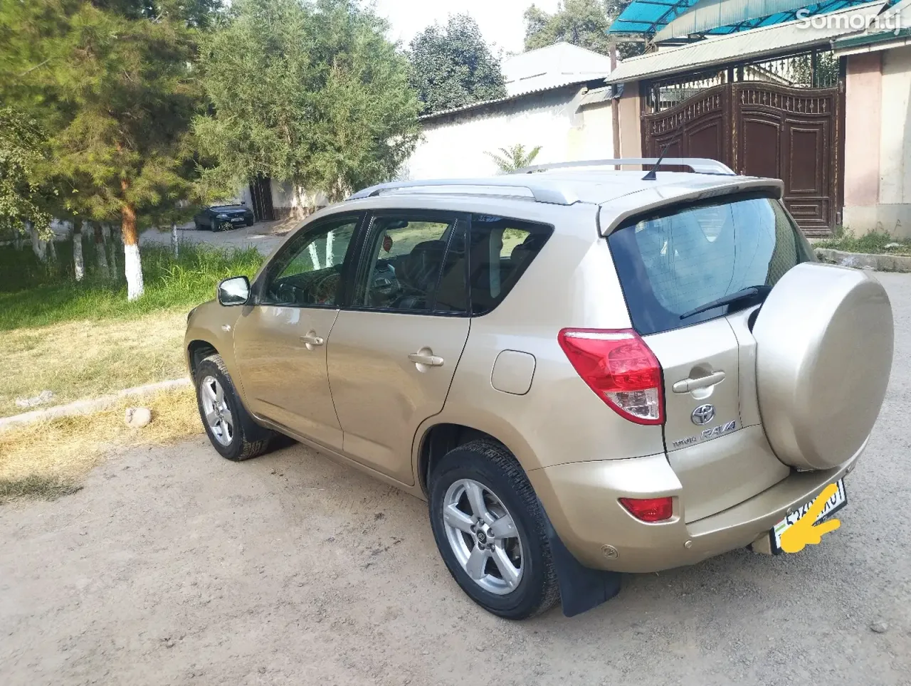 Toyota RAV 4 2007 · 2.4 AT