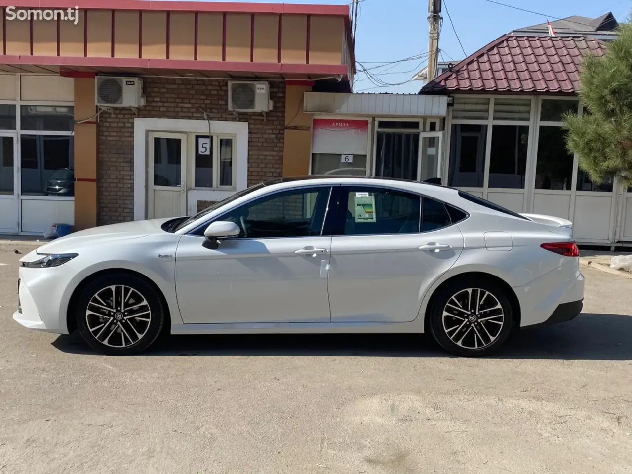 Toyota Camry 2026 · 2.5 AT