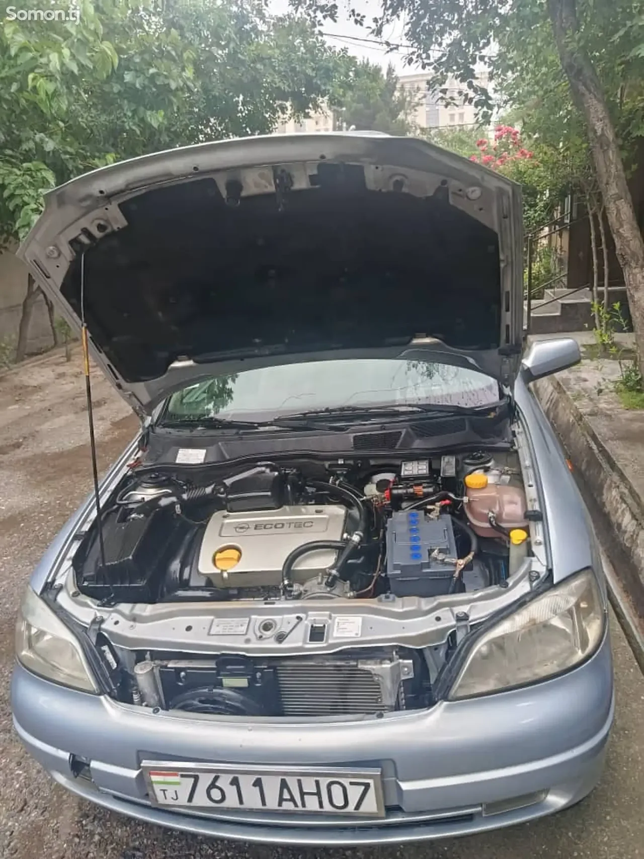 Opel Astra G 2000 · 1.6 MT