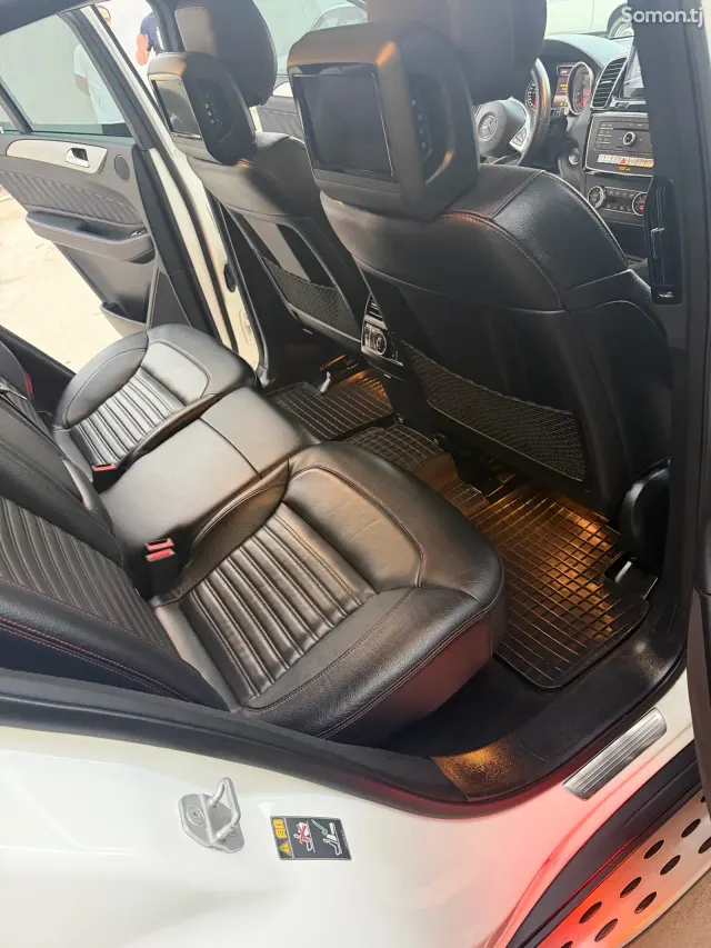 Mercedes-Benz GLE class 2017 · 3.5 AT