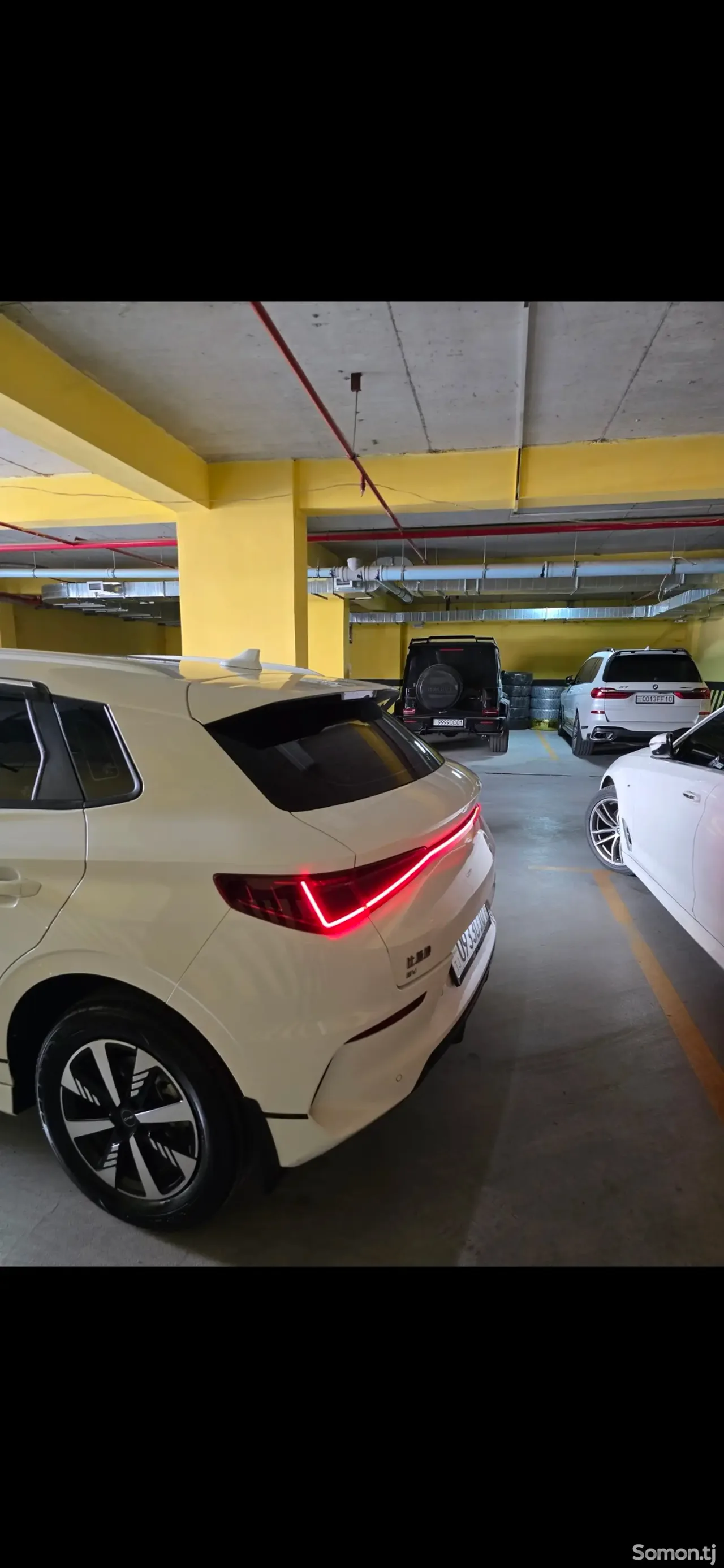 BYD E2 2025 · 6.3 AT