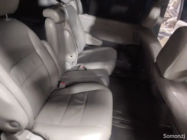 Toyota Sienna 2014 · 3.5 AT