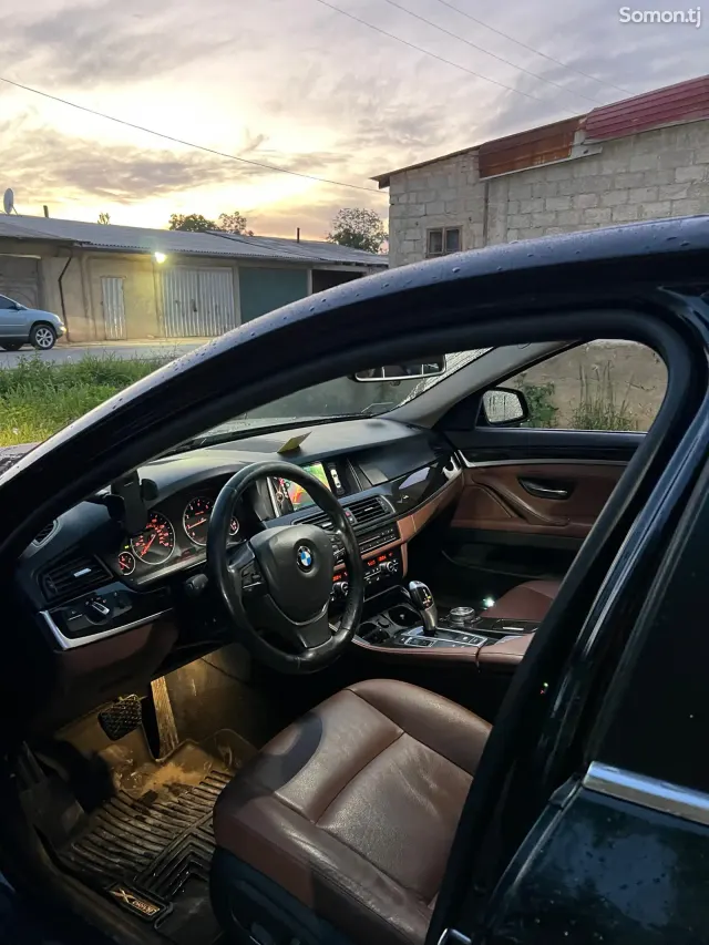 BMW 5 series 2016 · 2.0 AT