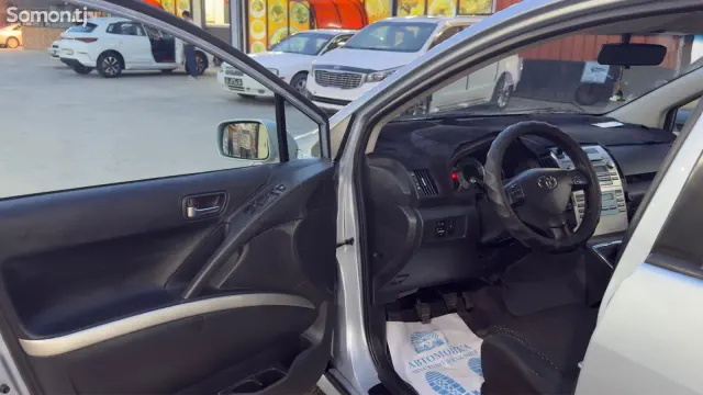 Toyota Verso 2007 · 1.8 MT