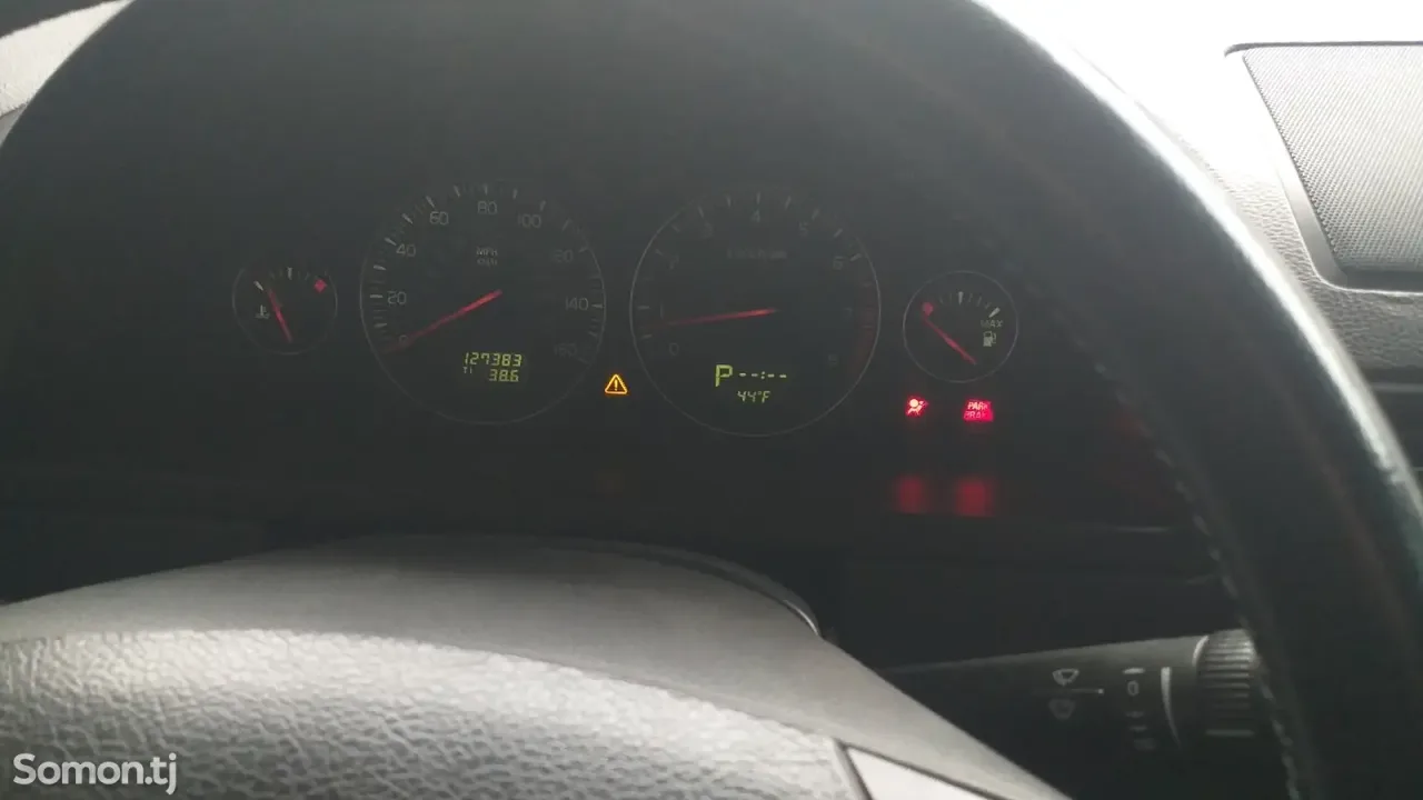 Volvo XC90 2004 · 2.5 AT