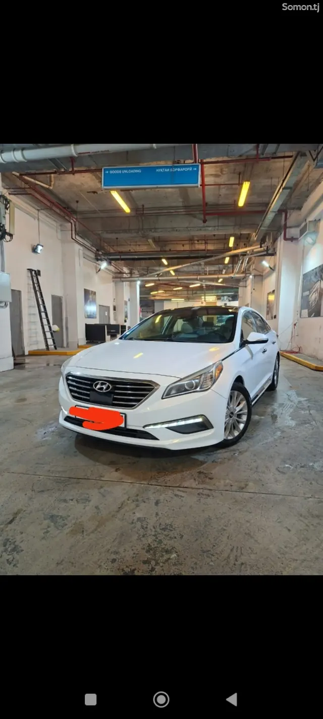 Hyundai Sonata 2015 · 2.4 AT