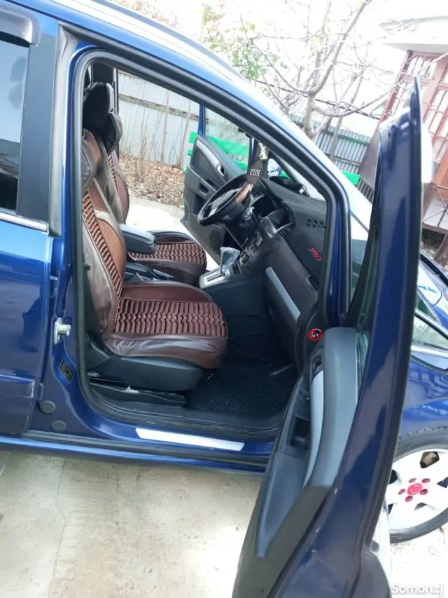 Opel Zafira 2008 · 1.8 MT