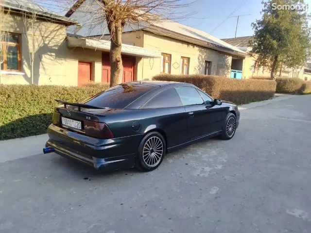 Opel Calibra 1993 · 1.8 MT