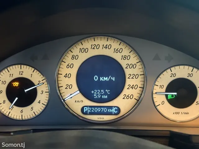 Mercedes-Benz E class 2008 · 4.2 AT