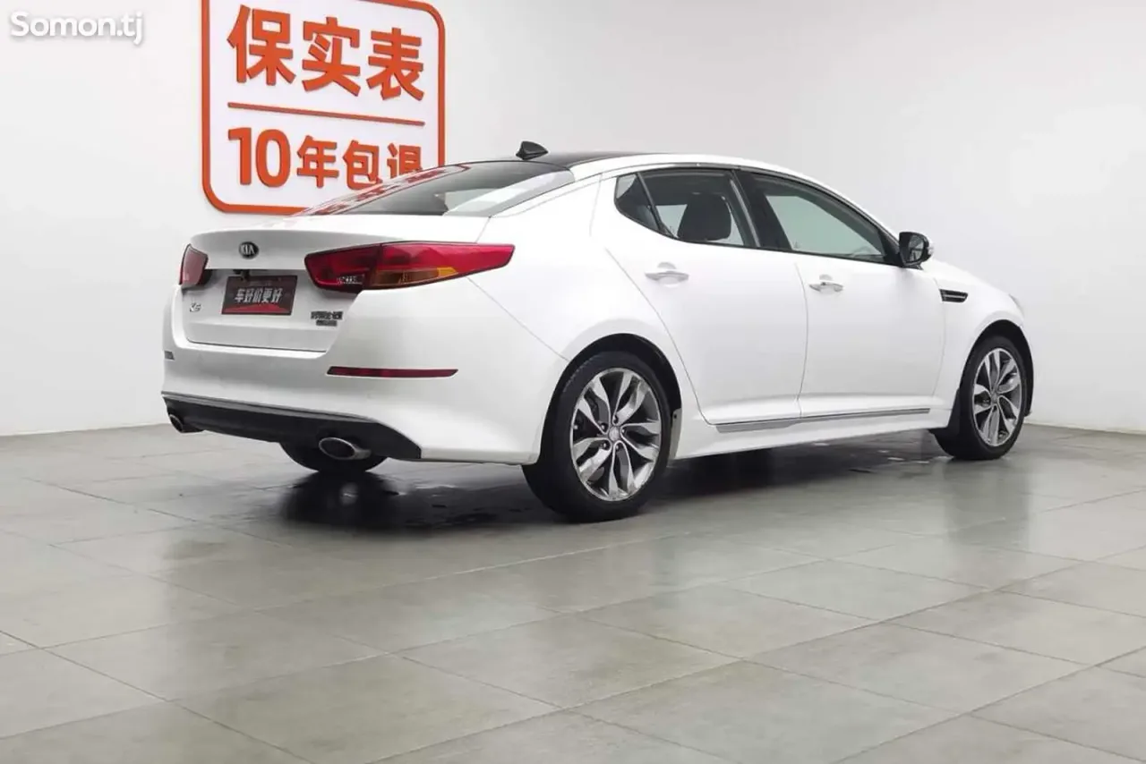 Kia K5 2014 · 2.0 AT
